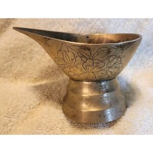 Vintage Miniature Brass  Fireside Tiny Coal Scuttle Bucket Spill Match Holder As